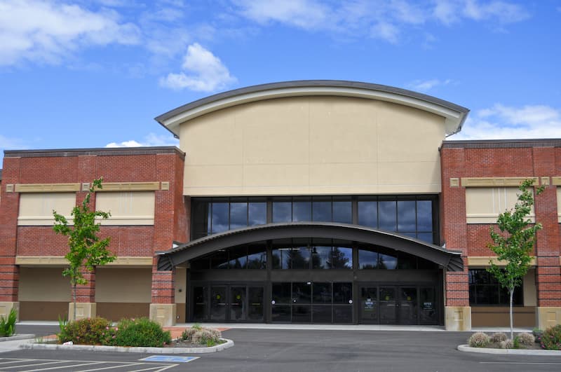 10 Signs Your Commercial Property Needs Professional Pressure Washing Services